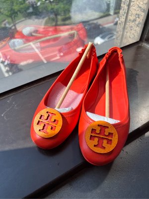 Tory Burch 全新專櫃購入橘色羊皮娃娃鞋5.5號 超柔軟
