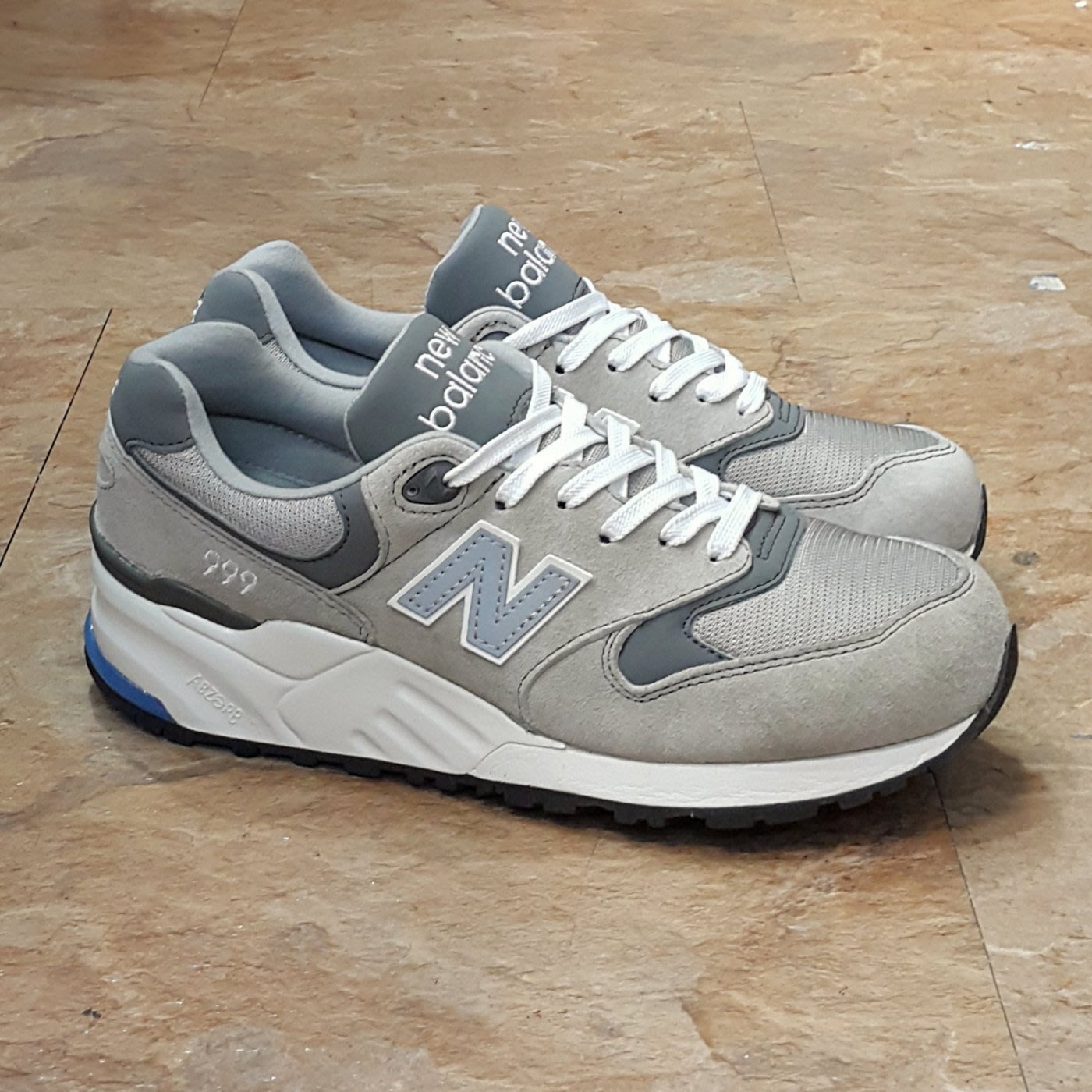 New Balance nb 999 ML999GR 灰色淺灰色元祖灰余文樂基本款麂皮復古經典慢跑鞋| Yahoo奇摩拍賣