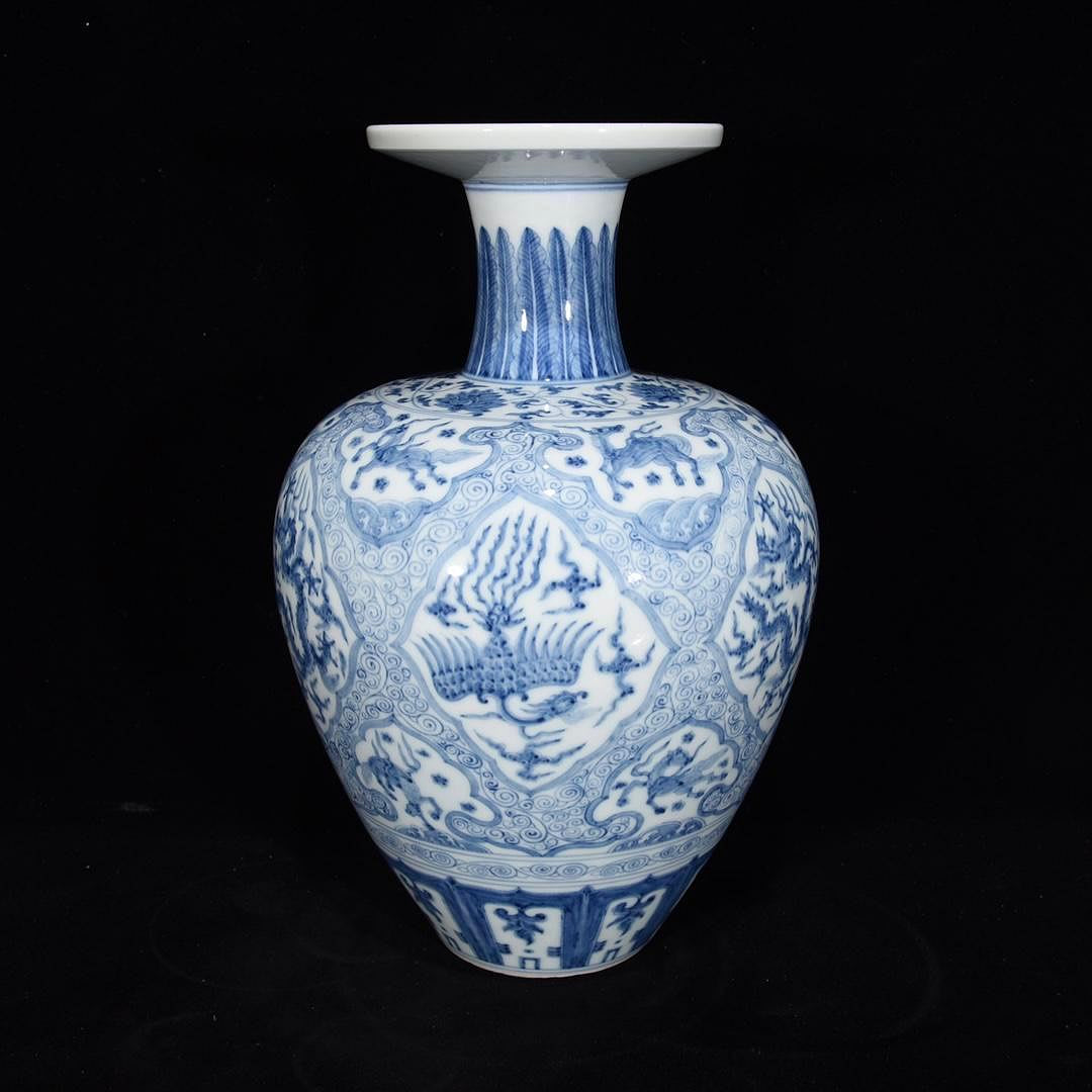 明成化開窗龍鳳呈祥紋盤口瓶29×20，12001091 青花斗彩粉彩【丸子 