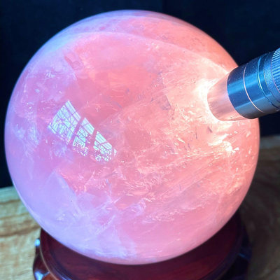 粉晶球13公分 3.7公斤 天然粉晶球 透光度佳 招人緣招貴人 桌上型風水擺件 1267