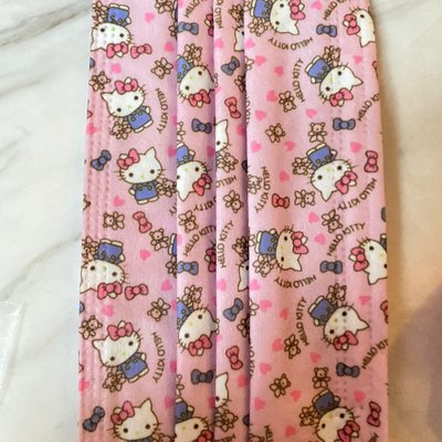 悅己·美妝 特價50片日本hello kitty 印花成人一次性防護時尚透氣口罩