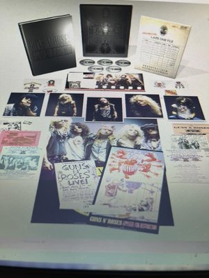 Guns N' Roses @重金屬 全新進口 4CD+ BD Appetite For Destruction box