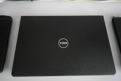 Dell 觸控筆電  i3-5015U 8G SSD120G HD5500