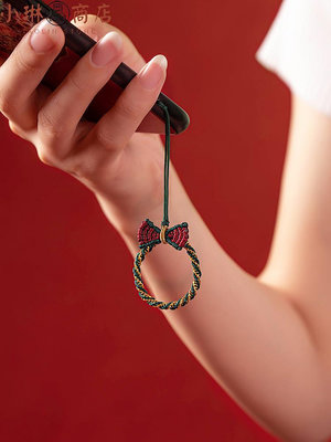龍年在逃公主鈴鐺手機鏈掛件手工編織繩U盤吊墜可愛掛飾女手機飾-小琳商店