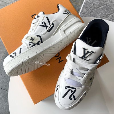 【翰貝格名牌館】全新真品 LV TRAINER 白色 黑字 Logo 運動鞋 休閒鞋 UK5.5 1AAGXU 現貨