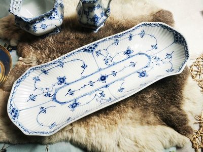 【二手】一件非常稀有的皇家哥本哈根芹菜長盤魚盤， 古董 老貨 收藏 【錦繡古玩】-115