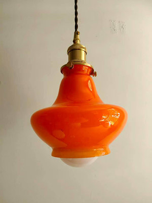 一批 數件 橘色 手工 老玻璃 吊燈  . 含燈頭長25 直徑16 . 配置 玻璃 LED 珍珠球泡 . 更換咖啡色布線