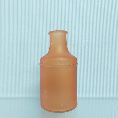 [ 三集 ] 擺飾品 造型花瓶 橘色 高約:13公分 材質:玻璃 M5 05