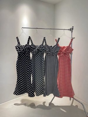韓🇰🇷東大門🇰🇷氣質拼色波點褶皺設計感顯瘦洋裝