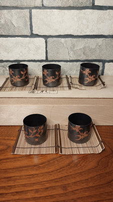 x日本古董銅器，茜銅文樣，昭和時期純銅制金漆手繪麥茶杯五客，全