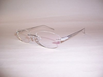 光寶眼鏡城(台南) Dr.Swan 無邊 B純鈦IP 鑲鑽眼鏡一體腳/BG7104/C2
