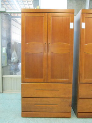光南家具-3x6尺樟木衣櫃(型號801)