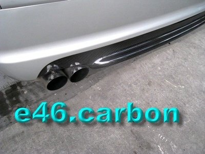 BMW E46 2D M-TECH CARBON 後保桿專用下巴~