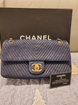 Chanel 正品 Flap CF20 V紋藍色霧面經典小羊皮包已售出