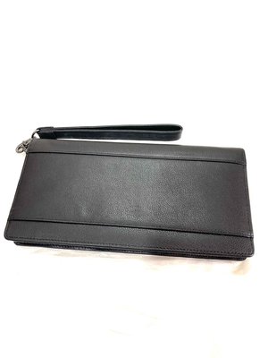 TUMI 全皮 皮革手拿包 長皮夾 可放進一本護照尺寸 皮革手把 黑色全皮材質 美國官網購入 現貨在台一個 全新正品