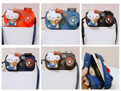 【MOMO全球購】Lesportsac Hello Kitty聯名款相機造型單肩包斜挎包3423