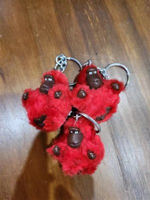 現貨 鑫森凱莉代購 Kipling 迷你猴 紅色 毛絨猴子 猩猩 掛飾 吊飾 鑰匙圈
