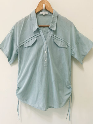 NANA 日本古著 小清新 透氣棉質 V領 腰側抽繩 短袖襯衫 日式白綠色
