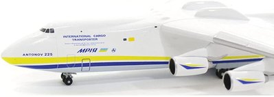 八田元氣小棧: 日版全新Herpa Wings 1/400 安托諾夫An-225 30週年版合金運輸機 UR-82060
