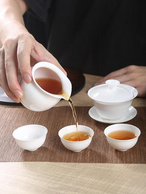 現貨：高檔潮汕陶瓷骨瓷白色小號蓋碗茶碗茶杯超薄潮州功夫茶具套裝家用