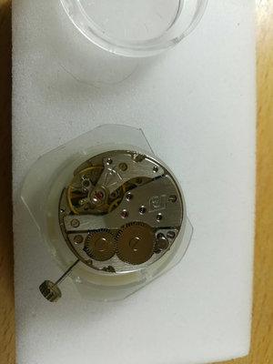 原裝庫存二廠8122手動機械手錶機芯全新男錶芯
