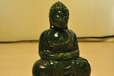 台灣(豐田)玉雕刻，釋迦牟尼佛