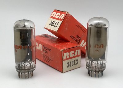 美國RCA廠34CE3阻尼式整流用單二極真空管一對，具低內阻、高耐壓、快速恢復等優異特性，擴大機高壓電源延時緩衝亦好用！