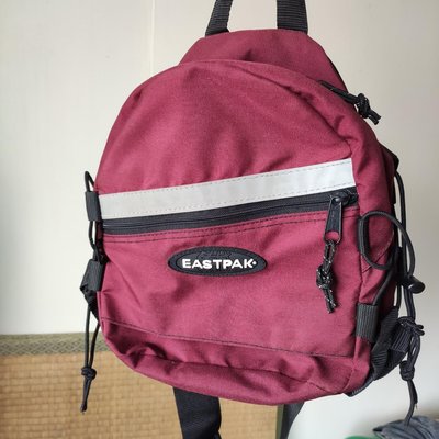 90s美國製 Eastpak fanny pack 酒紅色 反光帶 腰包 肩背包 斜背包 側背包 霹靂包 backpack USA 多功能 防潑水 勃根地