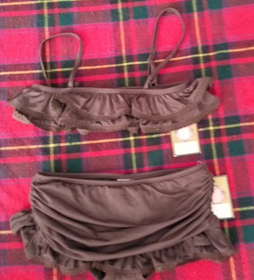 全新（搬家大出清）美國 Juicy Couture Gauze Grant 咖啡色2截式沙灘 bikini 比基尼泳裝 裙褲，荷葉波浪蕾絲，少女尺寸10碼有彈