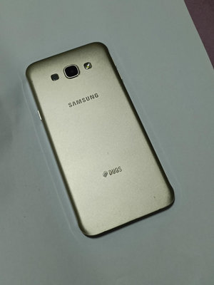 Samsung galaxy A8 潮流金色 零件機 八核心 觸控顯示正常 螢幕破屏裂痕 蓄電正常 品項新 隨便賣