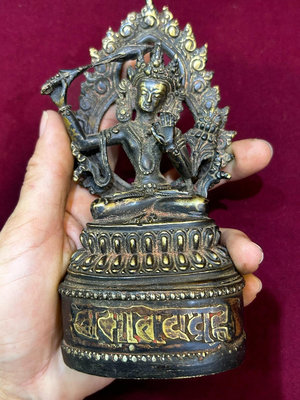 (二手)-尼泊爾仿古佛像文殊菩薩高約14cm尼泊爾老佛像尼泊爾 古玩 擺件 老物件【靜心隨緣】929