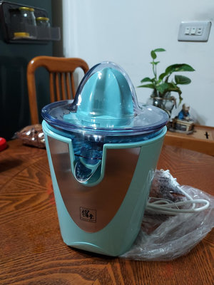 鍋寶電動鮮果榨汁機