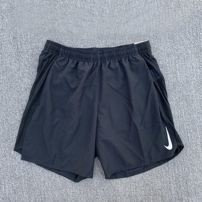 亞軒潮店 潮款現出Nike男子速干梭織訓練健身跑步運動反光logo短褲 DB4012-010