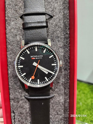 [98新]MONDAINE 瑞士國鐵 evo2 時光走廊腕錶 黑面皮錶帶 / 43120LB / 43mm