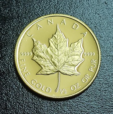 《51黑白印象館》西元1989年加拿大發行 楓葉金幣1/2盎司 含金9999 品相如圖 低價起標a1