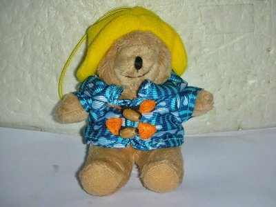 aaS.(企業寶寶玩偶娃娃)全新2010年7-11發行柏靈頓熊寶貝(精緻東京熊)絨布娃娃吊飾!