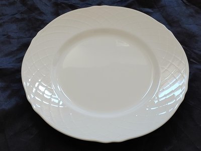 NARUMI 日本製 鳴海骨瓷 純白餐盤 大盤子