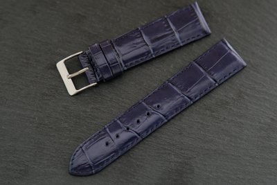 高質感深藍色18mm or 20mm 替代ck armani 萬寶龍等原廠抗過敏,皮底皮面錶帶,鱷魚皮紋,不鏽鋼錶扣