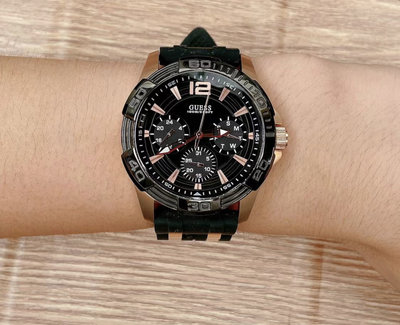 GUESS 玫瑰金配黑色錶盤 黑色矽膠錶帶 石英 三眼計時 男士手錶 W0366g3