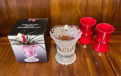 全新 日本SOGA玫瑰雕刻水晶 玻璃花瓶 送 時尚晶鑽杯(紅色)*2