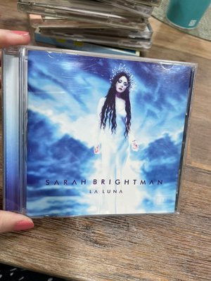 9成新 ㄍ 莎拉布萊曼 SARAH BRIGHTMAN LA LUNA 二手CD