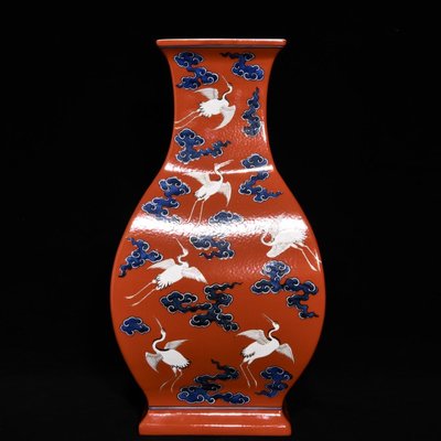 乾隆礬紅青花粉彩云鶴紋扁瓶，高39.5cm直徑21cm，編號35 瓷器 古瓷 古瓷器