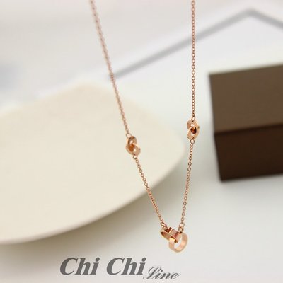 【現貨】Chi Chi-玫瑰金鈦鋼防過敏多層雙環鎖骨鏈-EB024