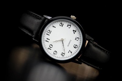 視覺系-石英機心,復古版紳士錶,清晰阿拉伯數字刻度石英錶,非自動機械錶,帶寬20mm
