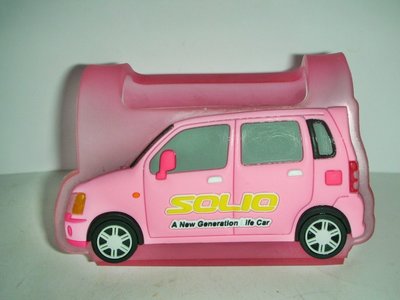 aaL.全新SUZUKI發行粉紅色SOLIO房車造型浮雕組合式軟塑膠名片座!--值得收藏!/黑箱45/-P