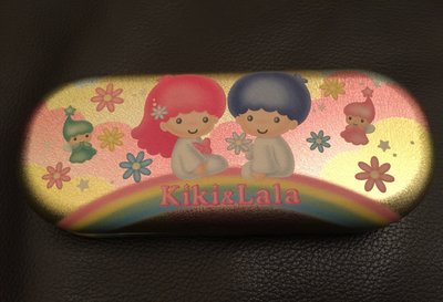 1998年 little twin stars 雙子星 kiki&lala~~眼鏡盒（鐵製）~~收藏品出清