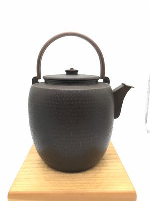 『 已售出』日本老銅壺 無款 水柱/水器 藥罐型 雙提把 銅蓋銅身 手工銅打出工藝 ((日本銅壺黃銅紅銅