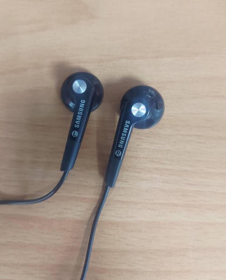 耳機 入耳式 有線耳機 超長線 耳機 黑色耳機 SAMSUNG 三星 耳機 桃紅色耳機(二手台北現貨)