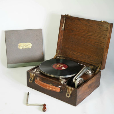 西洋古董中古實木箱提箱式手搖留聲機78轉唱片機功能正常歐洲擺