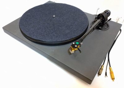 客人託售【音逸音響】LP黑膠唱盤．不含唱頭》Pro-Ject 1-Xpression + Carbon唱臂 (無唱頭)